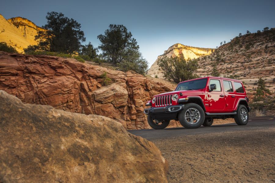  Jeep Wrangler Unlimited Sahara EcoDiesel (JL) 2019 года  (NA) (фото 3 из 39)